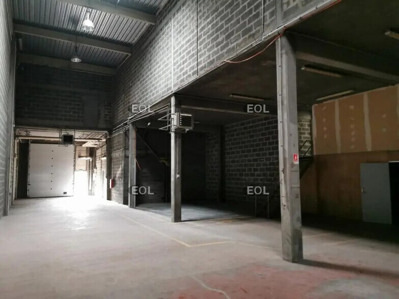 Industriel/Logistique dans VILLENEUVE-D'ASCQ à louer - Photo de l’immeuble – Image 2 sur 7