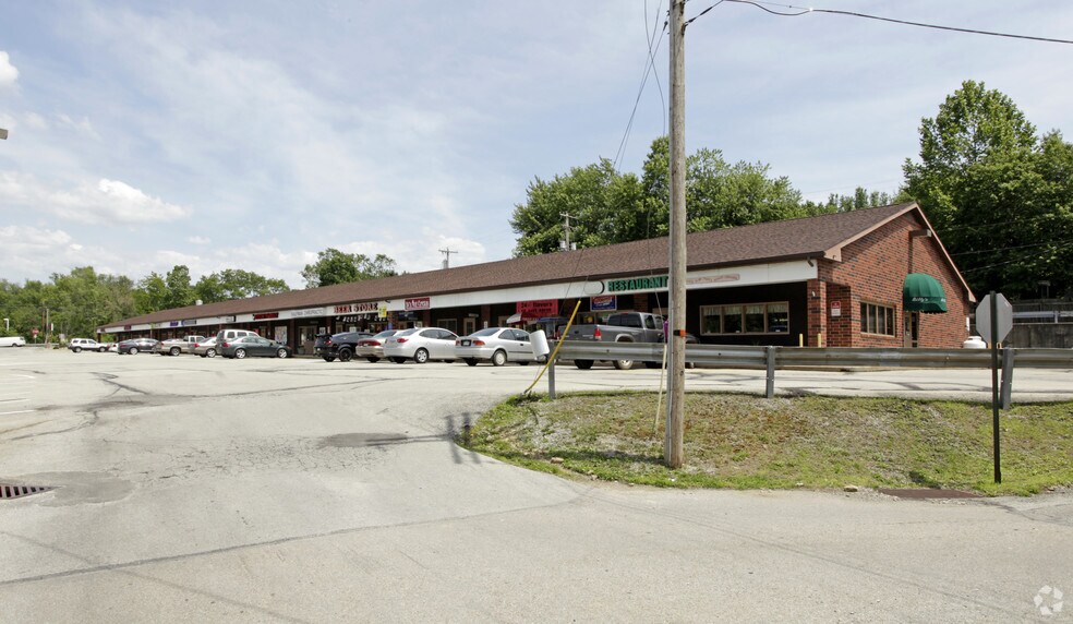 8279 Route 22, New Alexandria, PA à louer - Photo de l’immeuble – Image 3 sur 5