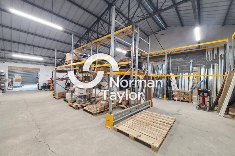 Industriel/Logistique dans Béziers à vendre Photo intérieure– Image 1 sur 11