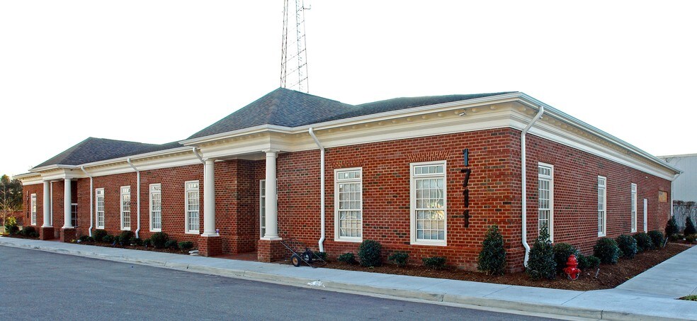 1701 Church St, Norfolk, VA à vendre - Photo de l’immeuble – Image 3 sur 17