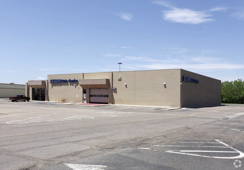 3201 Dillon Dr, Pueblo, CO à louer - Photo de l’immeuble – Image 2 sur 2