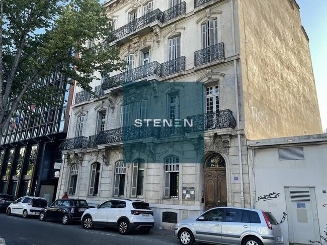 Plus de détails pour Bureau à vendre