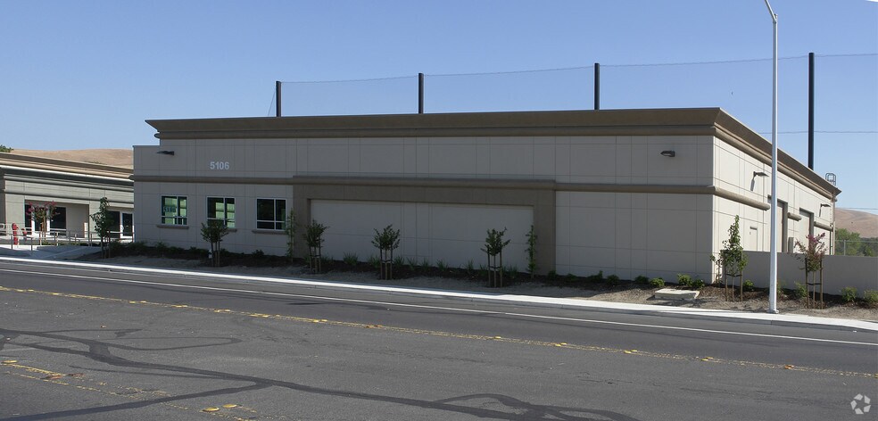 5106 Port Chicago Hwy, Concord, CA à louer - Photo de l’immeuble – Image 2 sur 8