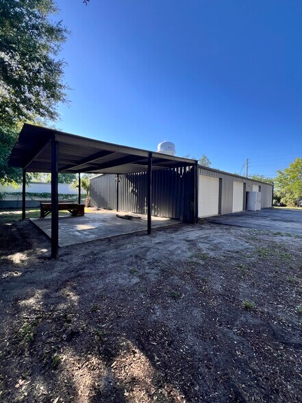 237 Melody Ln, Casselberry, FL à vendre - Photo de l’immeuble – Image 3 sur 10