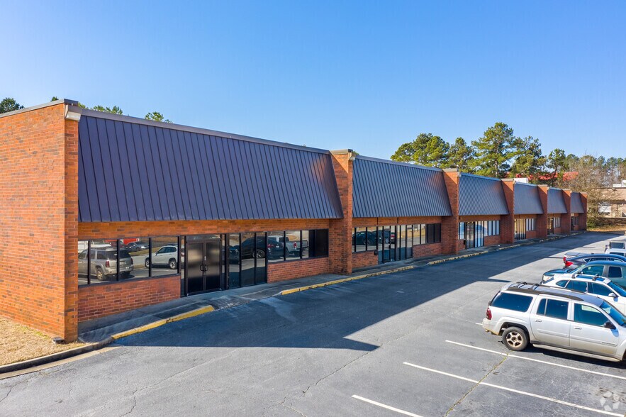 4690 Hammermill Rd, Tucker, GA à louer - Photo de l’immeuble – Image 1 sur 5