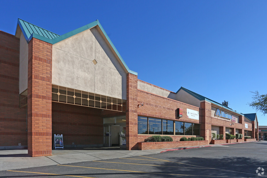 415-441 N Val Vista Dr, Mesa, AZ à louer - Photo principale – Image 1 sur 4