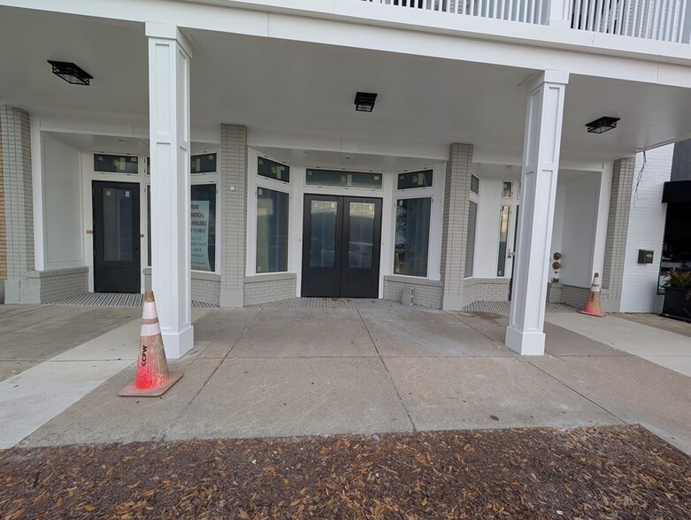 219 Mason Ave, Cape Charles, VA à louer - Photo de l’immeuble – Image 2 sur 5