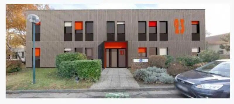 33 Avenue Du Docteur Georges Lévy, Vénissieux à louer - Photo de l’immeuble – Image 2 sur 8