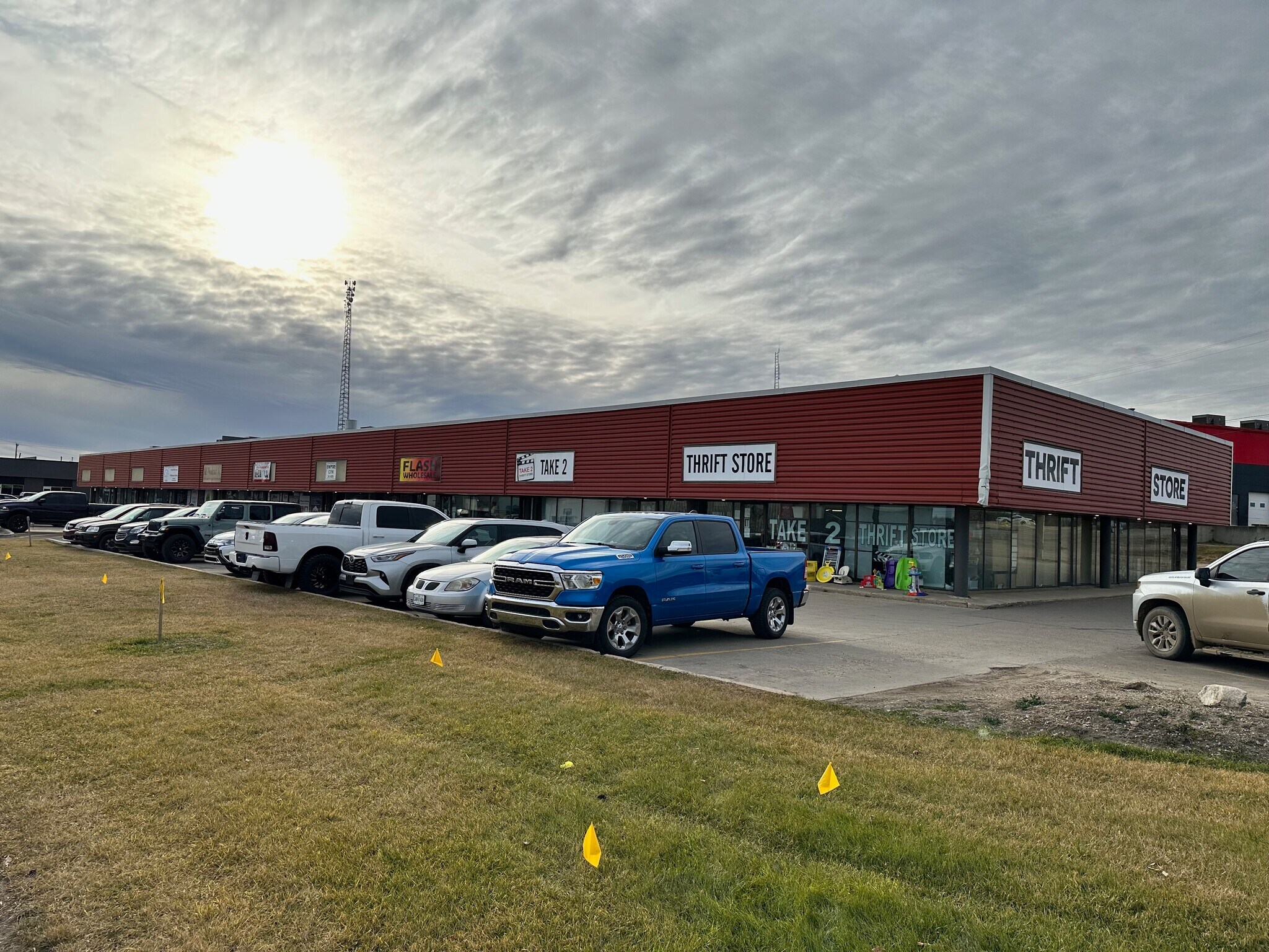 5606 54 St, Cold Lake, AB à vendre Photo de l’immeuble– Image 1 sur 13