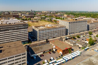 9400 Boul Saint-Laurent, Montréal, QC - VUE AÉRIENNE vue de carte - Image1