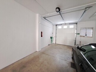 Plus de détails pour Local commercial à vendre