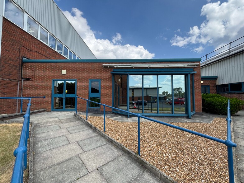 Chorley New Rd, Bolton à louer - Photo de l’immeuble – Image 3 sur 3