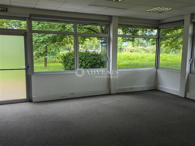 Bureau dans Entzheim à vendre - Photo intérieure – Image 3 sur 12