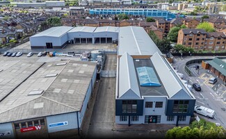 Plus de détails pour 2 Evelyn St, Londres - Industriel/Logistique à louer