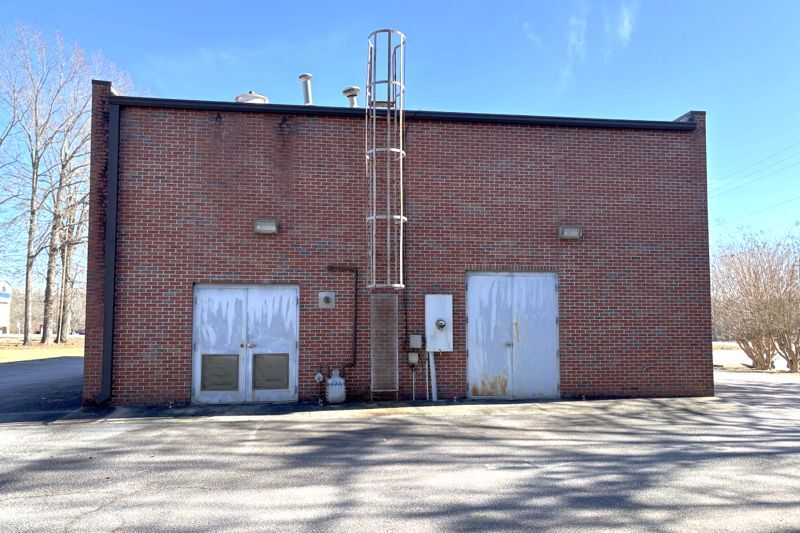 914 S Broad St, Clinton, SC à vendre - Photo de l’immeuble – Image 3 sur 6