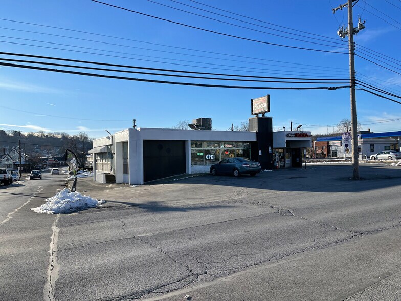 2301 Sheffield Rd, Aliquippa, PA à vendre - Photo de l’immeuble – Image 3 sur 10