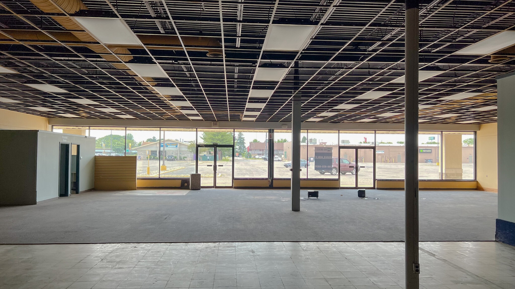 1950 Pipestone Rd, Benton Harbor, MI à louer Photo intérieure– Image 1 sur 10