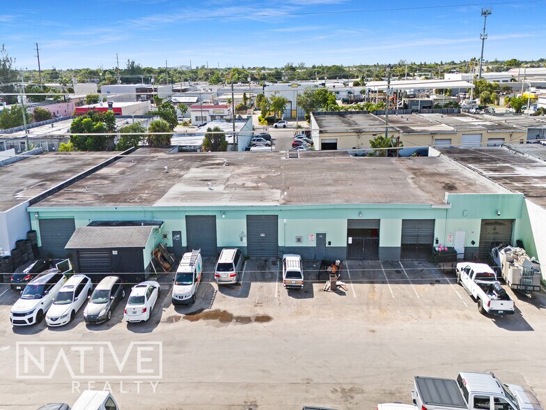 723-731 NW 6th Ave, Fort Lauderdale, FL à louer - Photo de l’immeuble – Image 1 sur 7
