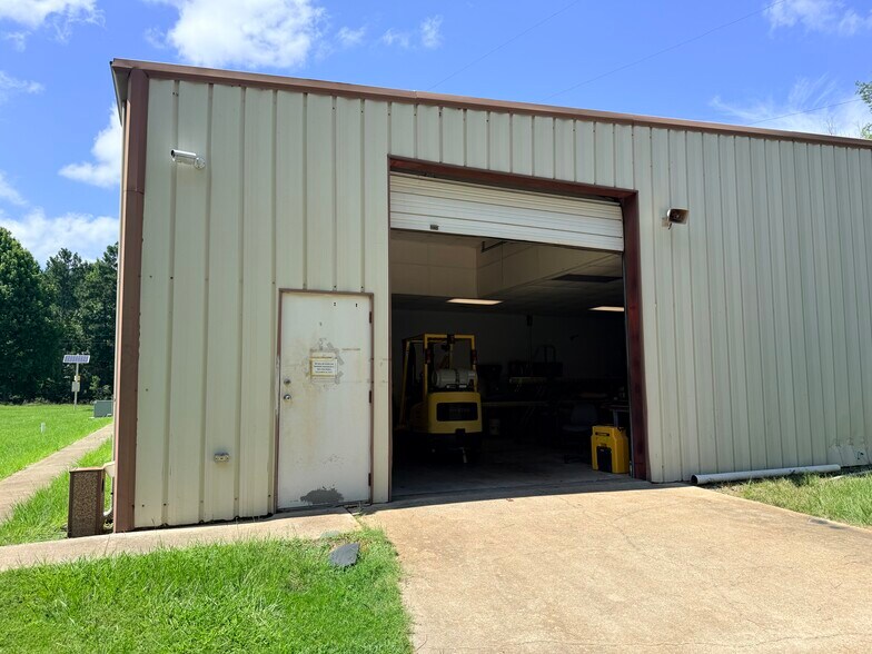 1310 Commerce St, Marshall, TX à vendre - Photo de l’immeuble – Image 3 sur 14