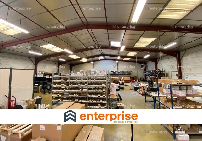 Local d’activités dans Compiègne à louer - Photo intérieure – Image 1 sur 6