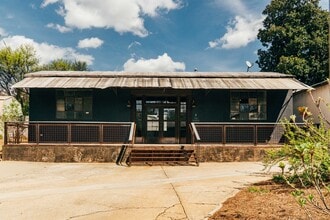 990 Edgewood Ave NE, Atlanta, GA à louer Photo de l’immeuble– Image 2 sur 14