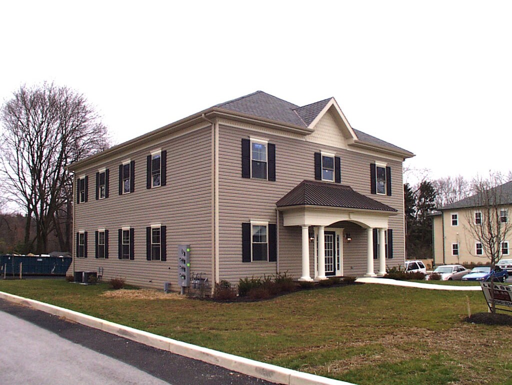 460 E King Rd, Malvern, PA à louer Photo principale– Image 1 sur 8
