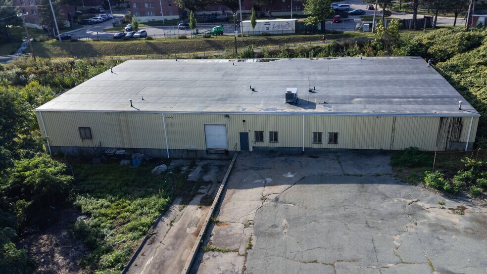 90 Salmon St, Providence, RI à louer - Photo de l’immeuble – Image 2 sur 19