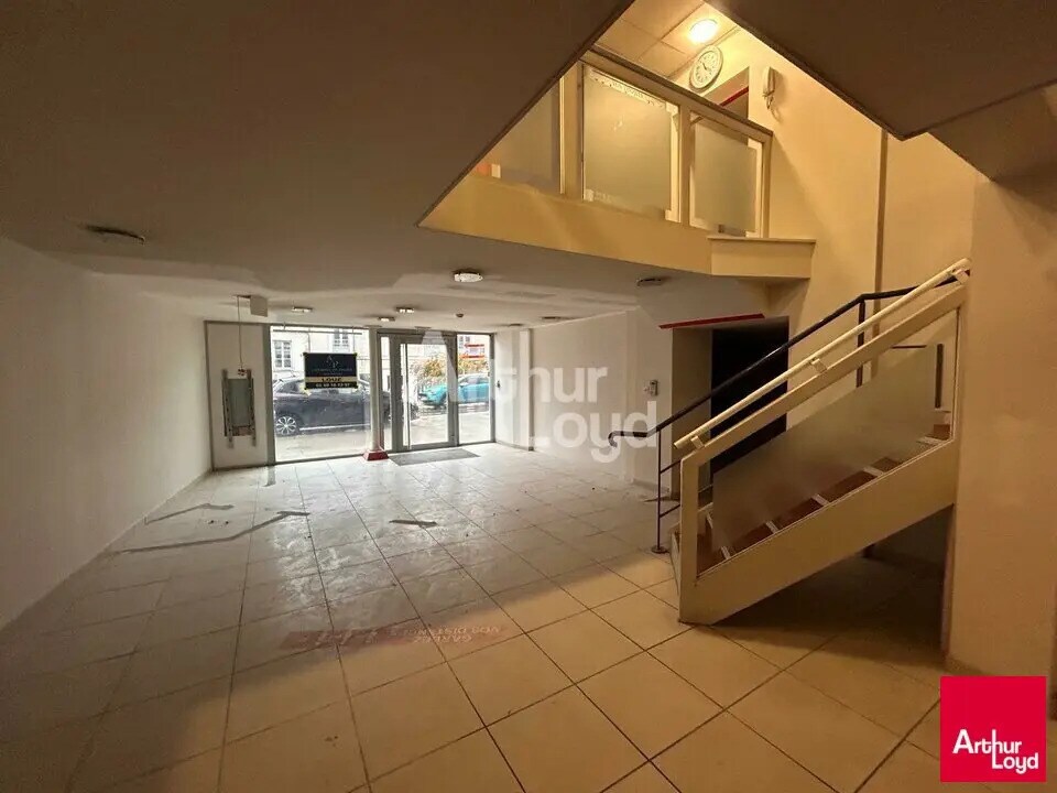 Local commercial dans Blois à louer Hall d’entrée– Image 1 sur 4