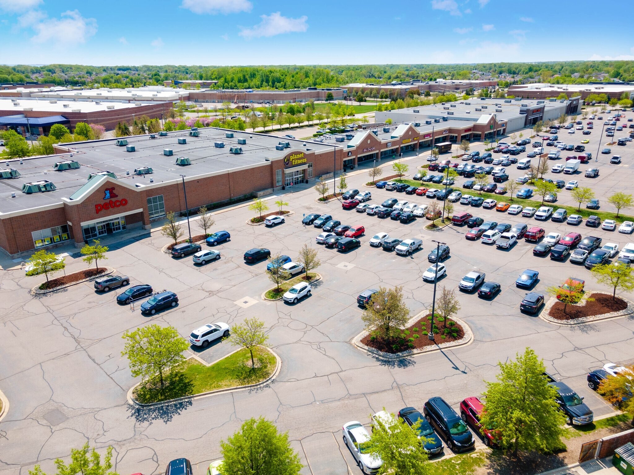 50700-50870 Gratiot Ave, Chesterfield, MI à louer Photo principale– Image 1 sur 33