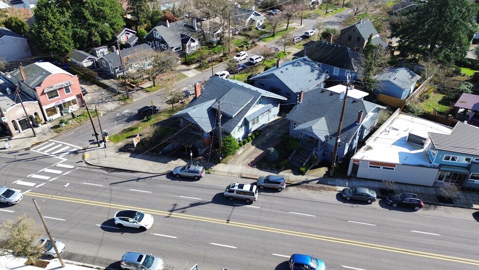 6622-6626 NE Sandy Blvd, Portland, OR à vendre - Photo de l’immeuble – Image 3 sur 8