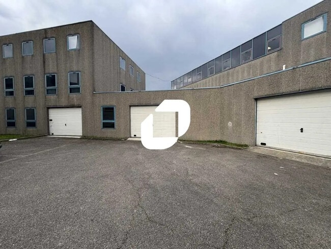 Plus de détails pour 10 Quai De La Borde, Ris-Orangis - Bureau, Local d'activités à louer