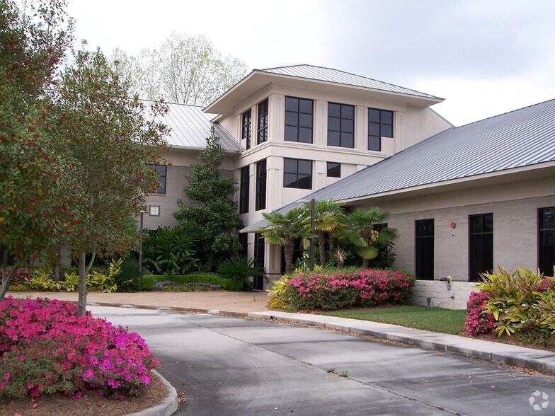 11207 Proverbs Ave, Baton Rouge, LA à louer - Photo de l’immeuble – Image 3 sur 5