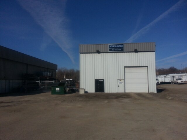 5030 B NW Waukomis Dr, Northmoor, MO à louer Photo de l’immeuble– Image 1 sur 6