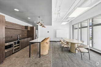 2125 Biscayne Blvd, Miami, FL à louer Photo intérieure– Image 1 sur 8