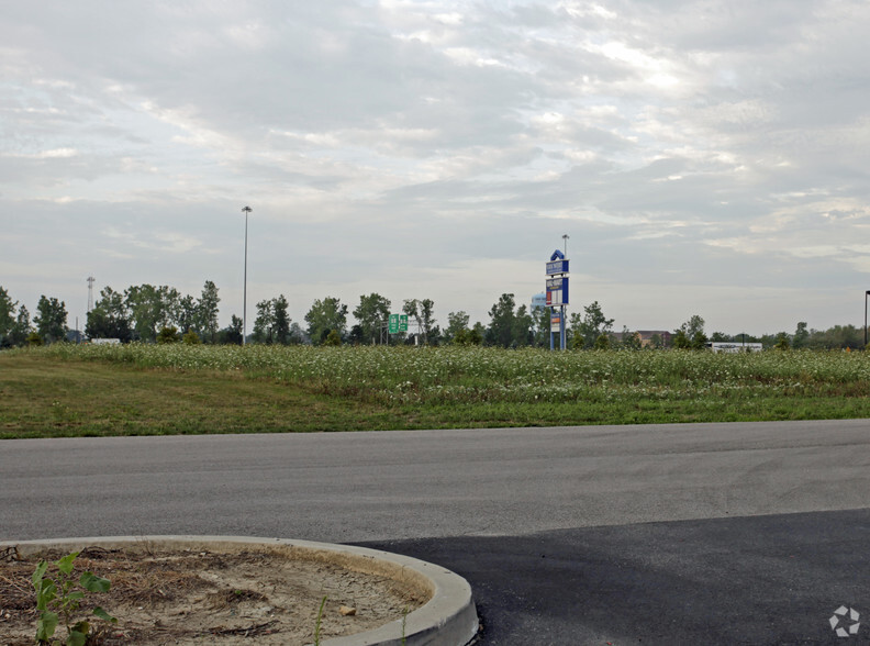 Towne Center Blvd, Van Wert, OH à louer - Photo de l’immeuble – Image 2 sur 2