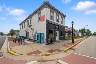 Plus de détails pour 200 & 204 W Main St, Waunakee, WI - Local commercial à vendre