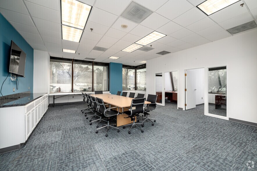 7500 Greenway Center Dr, Greenbelt, MD à louer - Photo intérieure – Image 2 sur 38