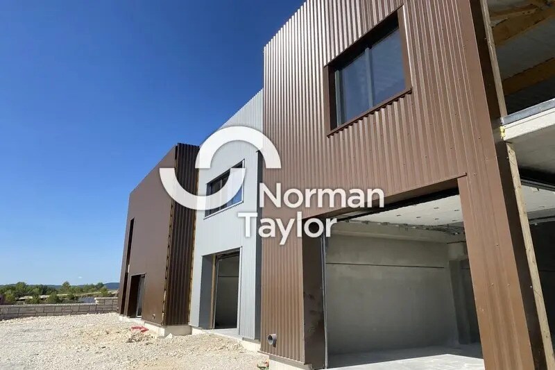 Local d'activités dans Montpellier à vendre - Photo de l’immeuble – Image 3 sur 34