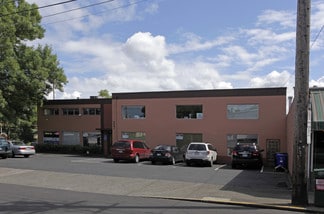 Plus de détails pour 6501 SW Macadam Ave, Portland, OR - Bureau/Local commercial à louer