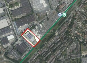 Louvres - VUE AÉRIENNE vue de carte