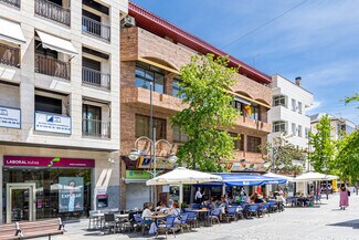 Plus de détails pour Calle Gran Vía, 37, Majadahonda - Local commercial à vendre