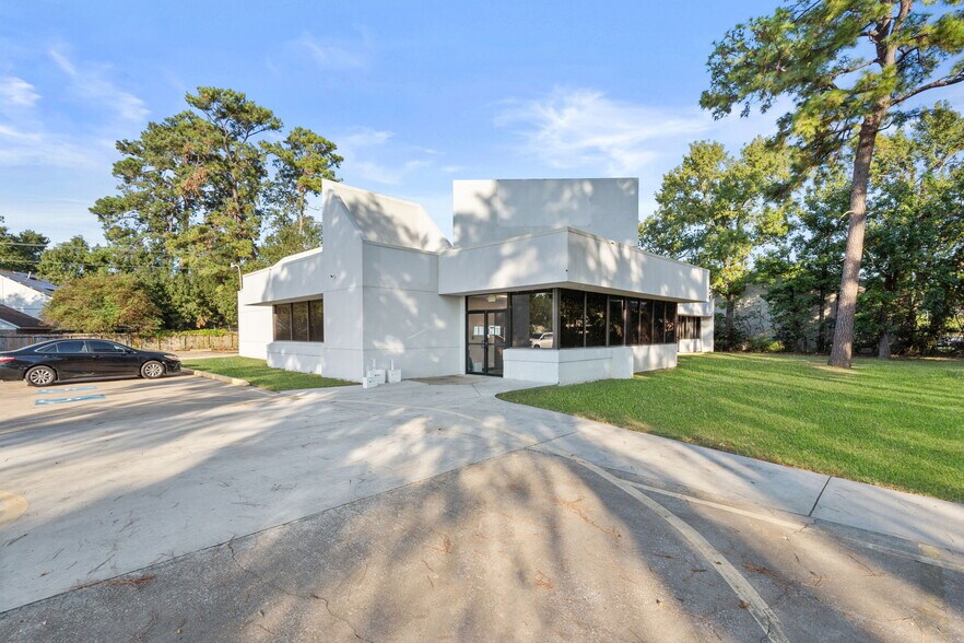 17325 Red Oak Dr, Houston, TX à vendre - Photo de l’immeuble – Image 1 sur 22