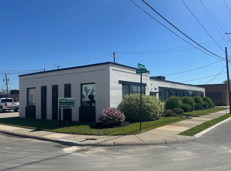 707 E Lewiston St, Ferndale, MI à louer - Photo de l’immeuble – Image 1 sur 1