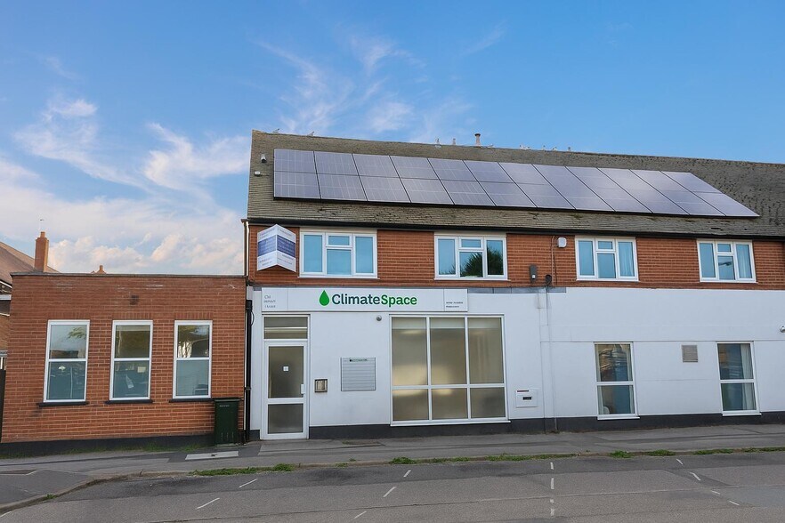 Bryant Road, Poole à vendre - Photo de l’immeuble – Image 1 sur 13