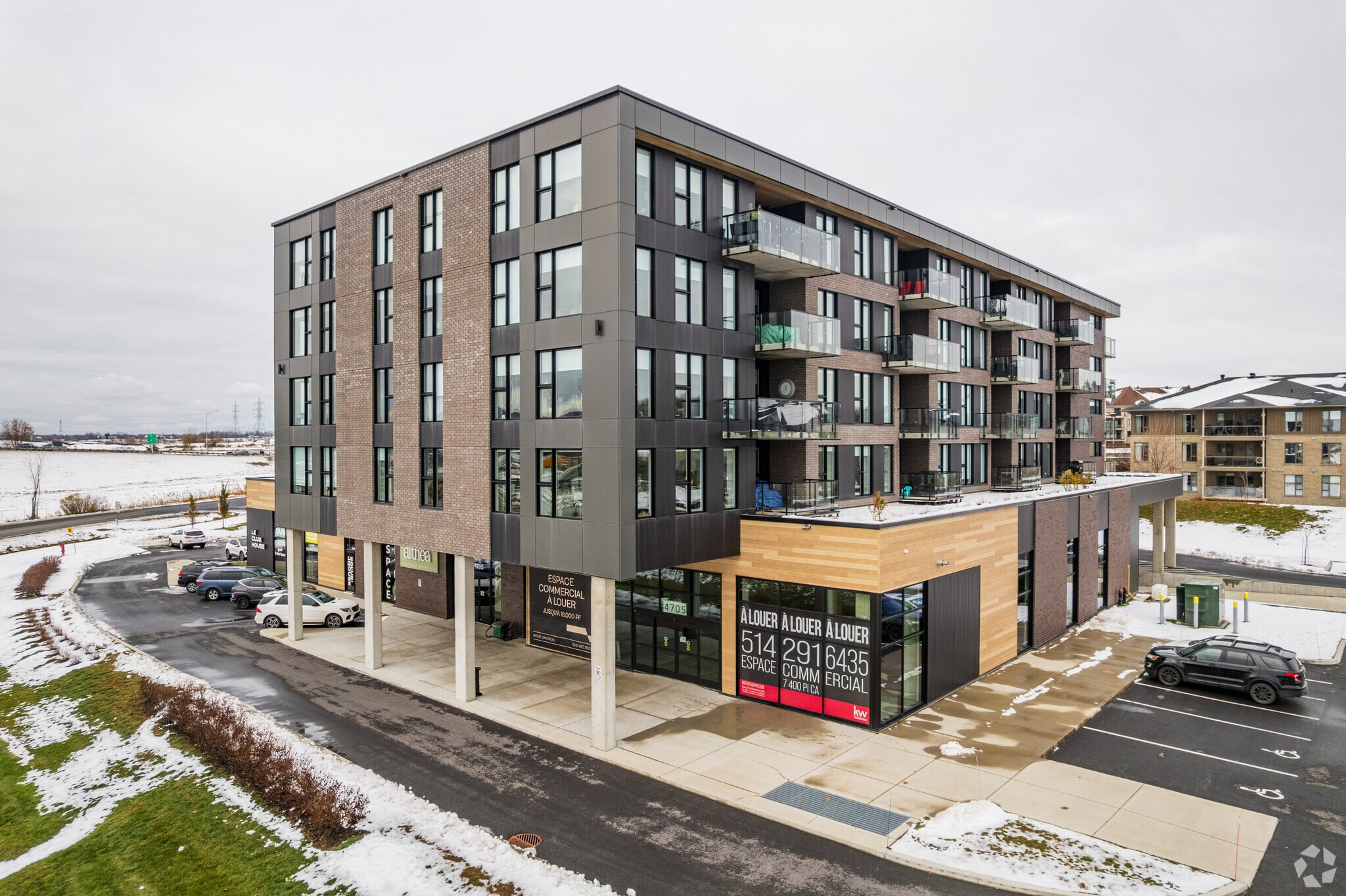 4500 - 4605 Ch Du Crépuscule, Saint-Mathieu-de-Beloeil, QC à louer Photo principale– Image 1 sur 4