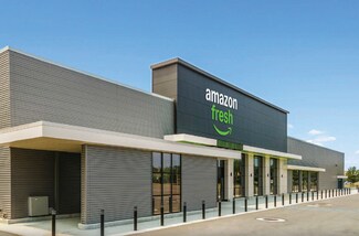 Plus de détails pour 22332 E 9 Mile Rd, Saint Clair Shores, MI - Local commercial à vendre