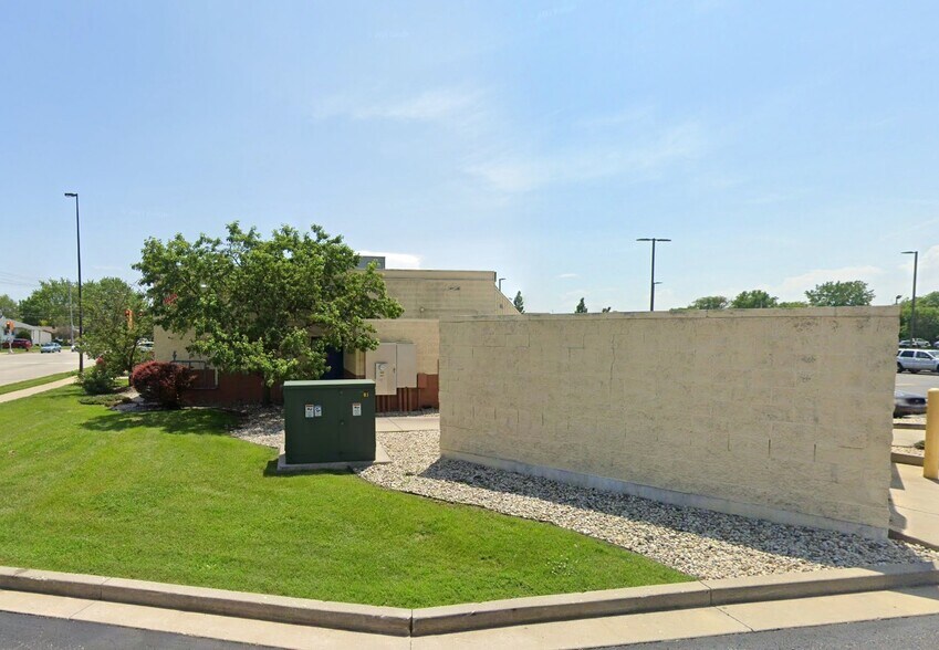 1780 22nd Ave, Kenosha, WI à vendre - Photo de l’immeuble – Image 3 sur 7