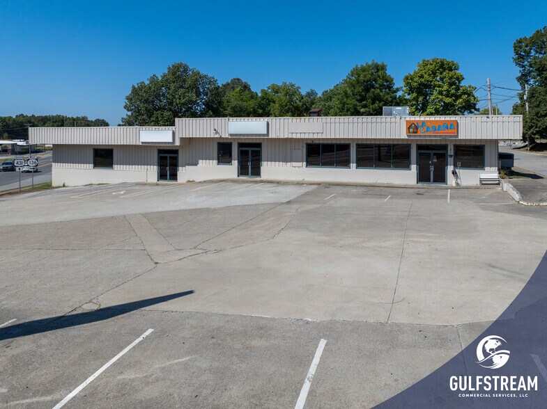 631 Henton St, Livermore, KY à vendre - Photo de l’immeuble – Image 2 sur 15