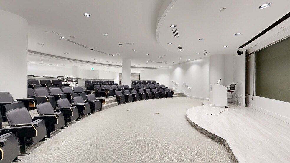 1595 Spring Hill Rd, Vienna, VA à louer - Numérisation 3D Matterport – Image 2 sur 21