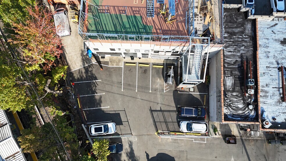 2100 Clove Rd, Staten Island, NY à louer - Photo de l’immeuble – Image 3 sur 18